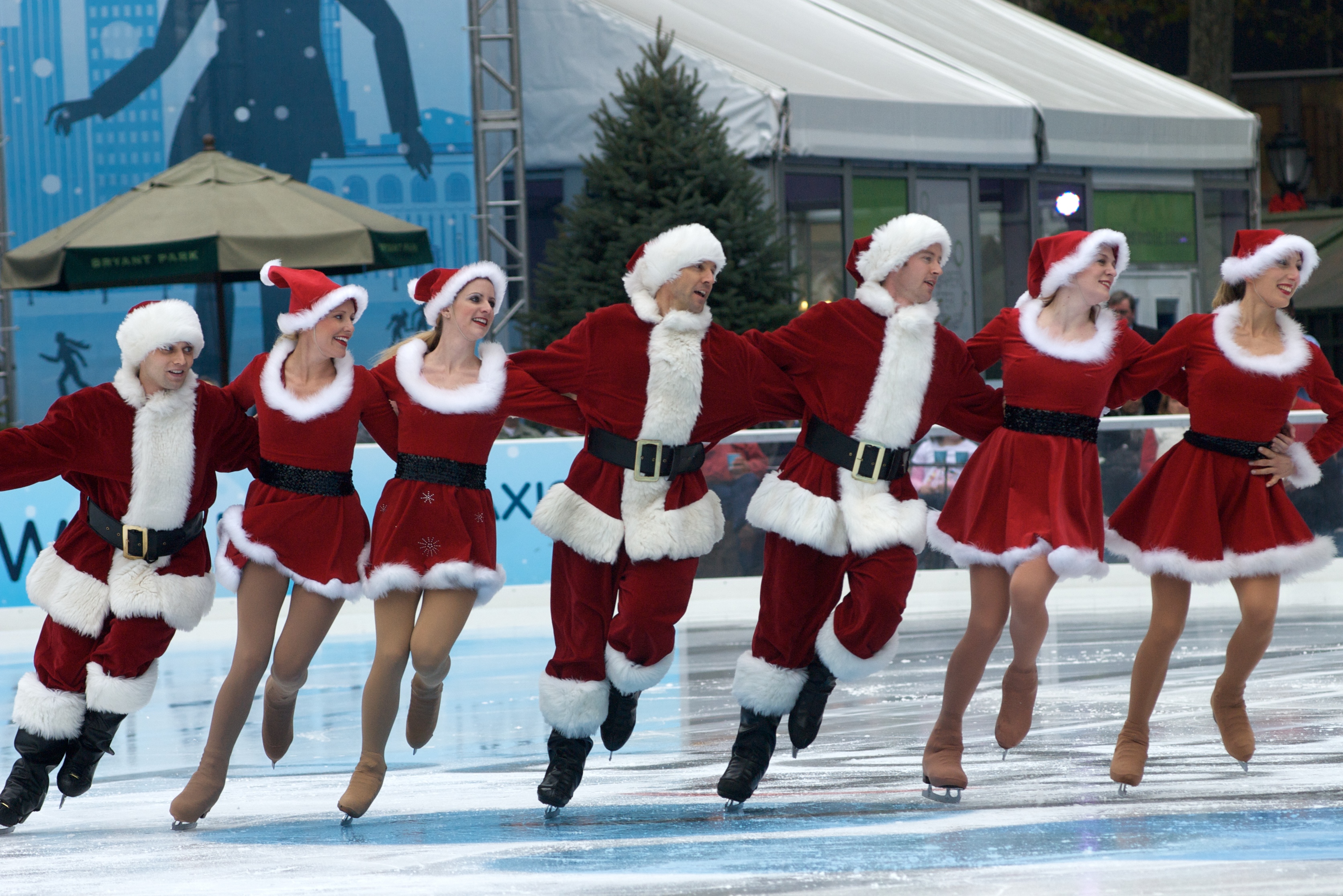 Skating santas